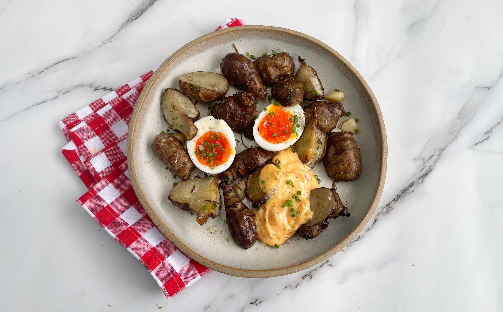 Jerusalem Artichokes with Soft Eggs & Roasted Garlic Mayo
