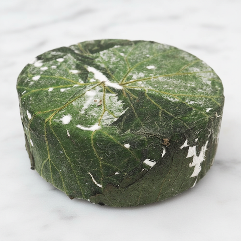 Cornish Yarg, Half Wheel, +/-500g Longman Cheese Sales Limited SPCH-BRCH-0000940-147-500g